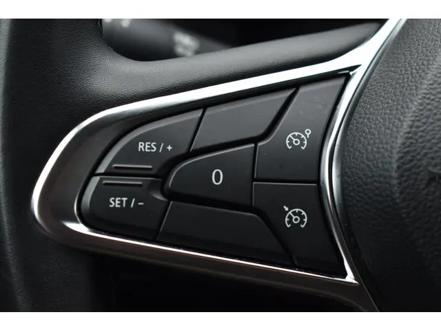 Renault Captur TCe 90 Intens 2022 Benzine 16