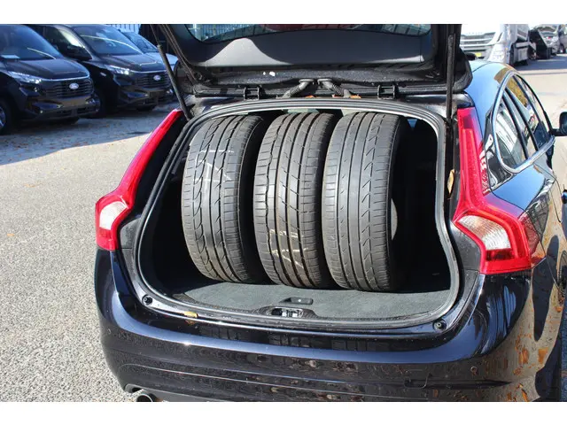 Volvo V60 1.6 D2 Automaat Momentum 2014 Diesel 7