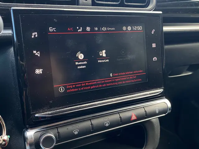 Citroën C3 1.2 PureTech Shine 2017 Benzine 17