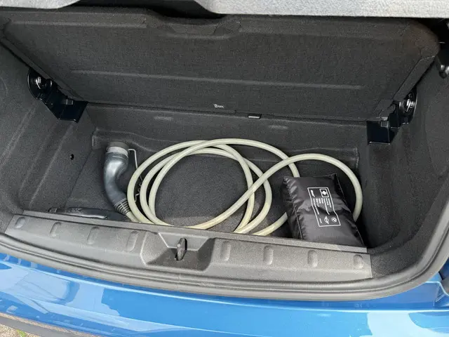 MINI Electric Cooper SE Classic 33 kWh 2022 Elektrisch 35