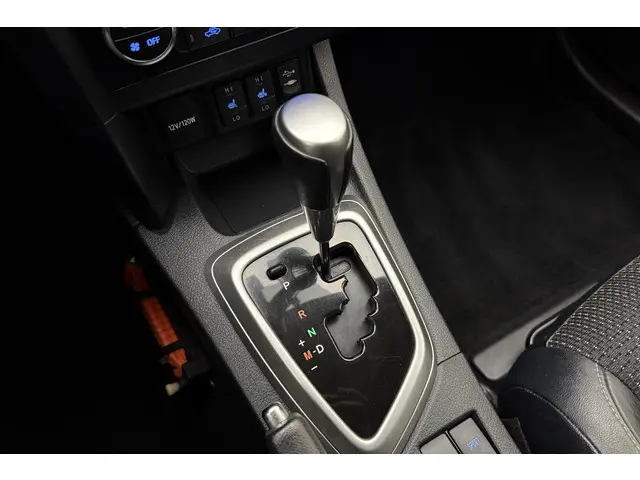 Toyota Auris 1.6 Dynamic 2014 Benzine 25