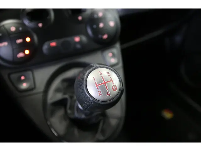 Fiat 500 1.4 T-Jet Abarth Elaborabile 2015 Benzine 21