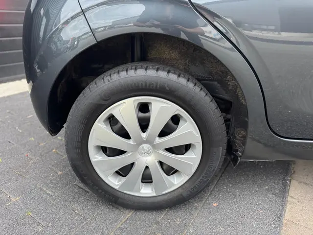 Peugeot 108 1.0 e-VTi Active 2020 Benzine 18