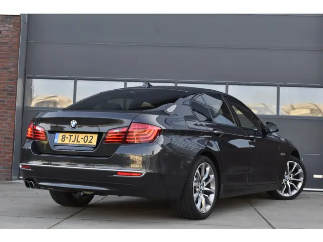 BMW 5 Serie 528i High Executive NAP 2014 Benzine 5