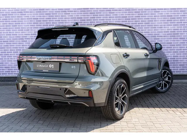 Lynk & Co 01 1.5 Core 2025 Hybride Benzine 15