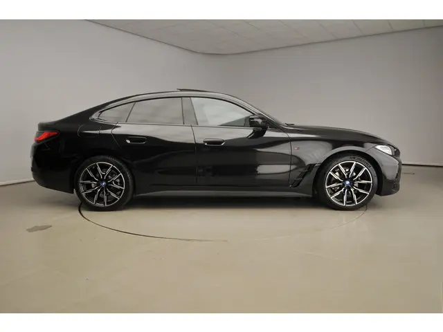 BMW 4 Serie Gran Coupe 420i 2024 Benzine 4