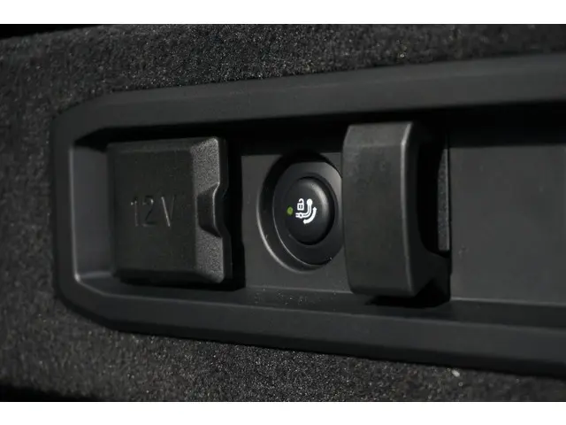 BMW 5 Serie Touring 530e 2025 Hybride Benzine 33