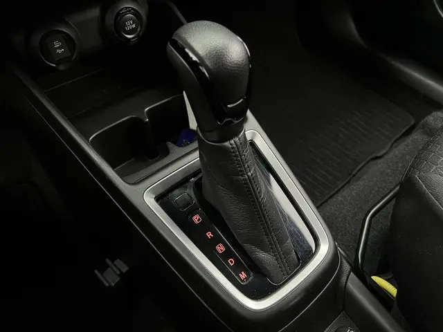 Suzuki Swift 1.2 Style Smart Hybrid 2022 Benzine 23