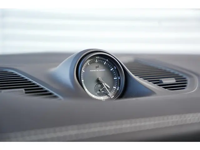 Porsche Cayenne Coupé 3.0 E-Hybrid 2024 Hybride Benzine 20