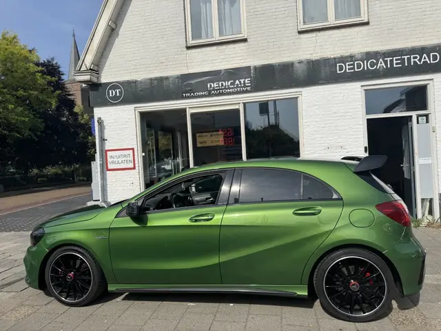 Mercedes-Benz A-Klasse 180 Bus. Sol. AMG 2017 Benzine 7