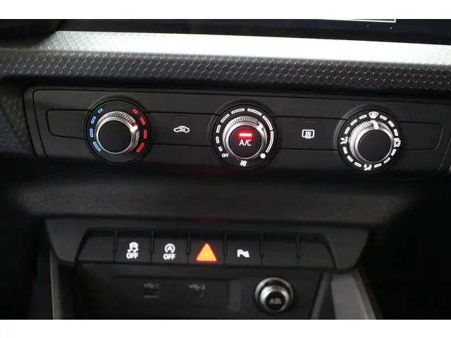 Audi A1 citycarver 30 TFSI Epic Automaat 2020 Benzine 21