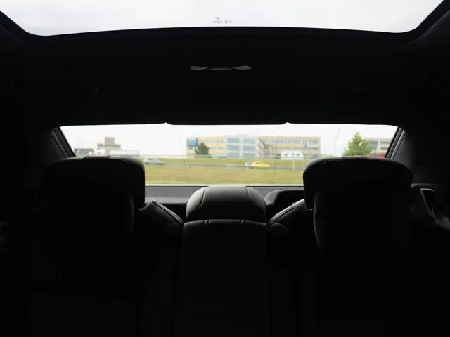 BMW 7 Serie Sedan M760e 2024 Hybride Benzine 33