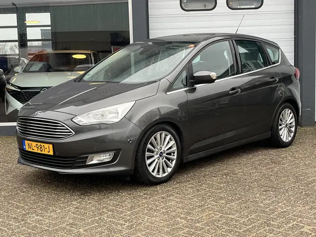 Ford C-MAX 1.0 Titanium 2017 Benzine 6