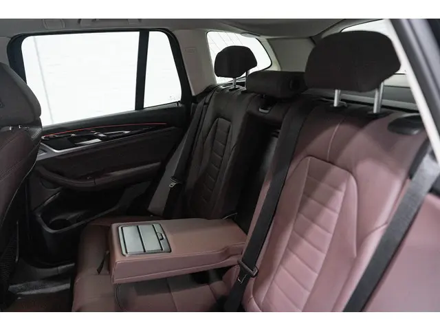BMW X3 sDrive18d High Executive 2021 Diesel 35