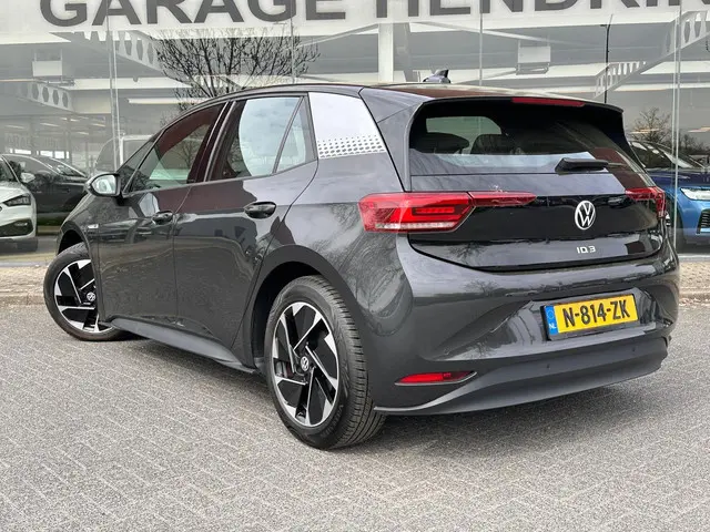 Volkswagen ID.3 First 58 kWh 2020 Elektrisch 3