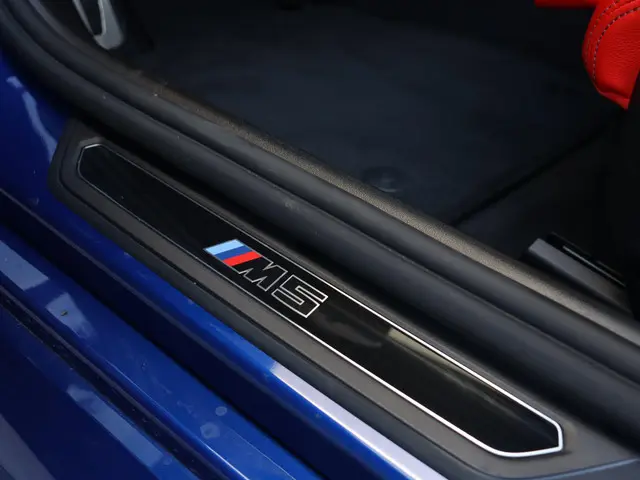 BMW M5 Sedan 2025 Hybride Benzine 16