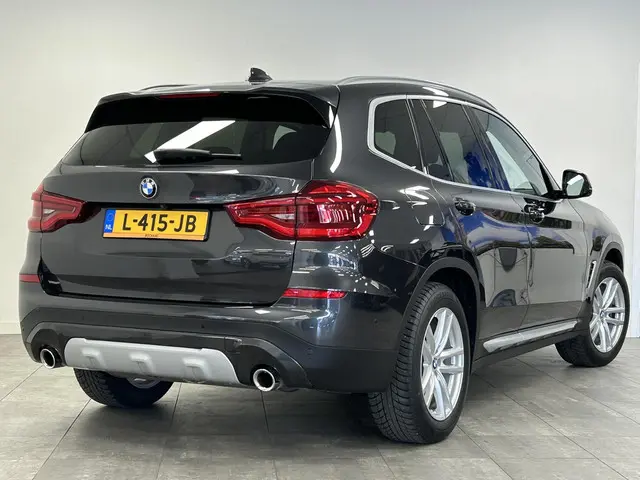 BMW X3 2