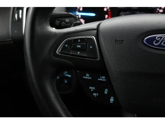 Ford Kuga Vignale 2019 Benzine 25