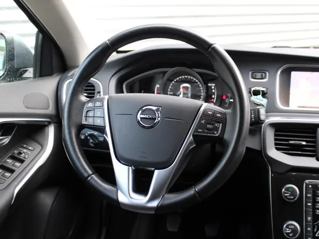 Volvo V40 2.0 T3 Nordic+ 2017 Benzine 16