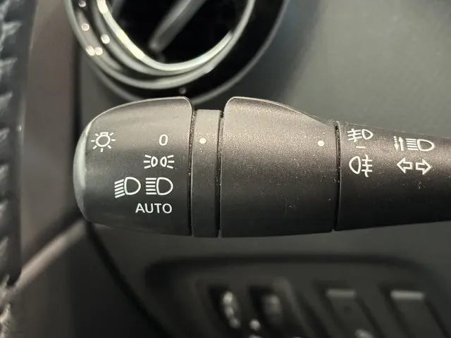 Renault Captur 0.9 TCe 90 Dynamique 2013 Benzine 27