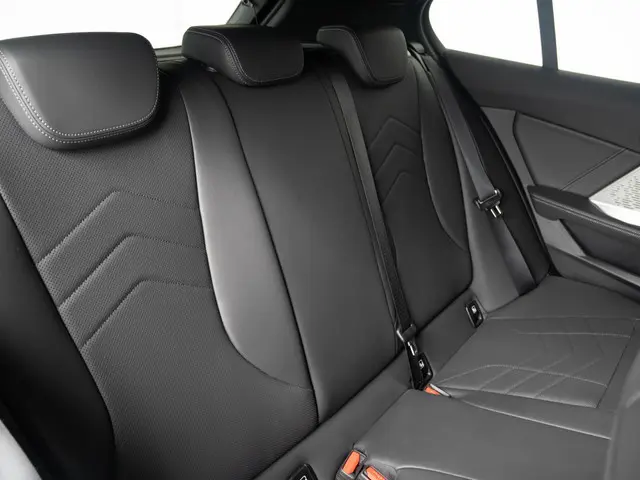 BMW 1 Serie 120 2025 Benzine 10