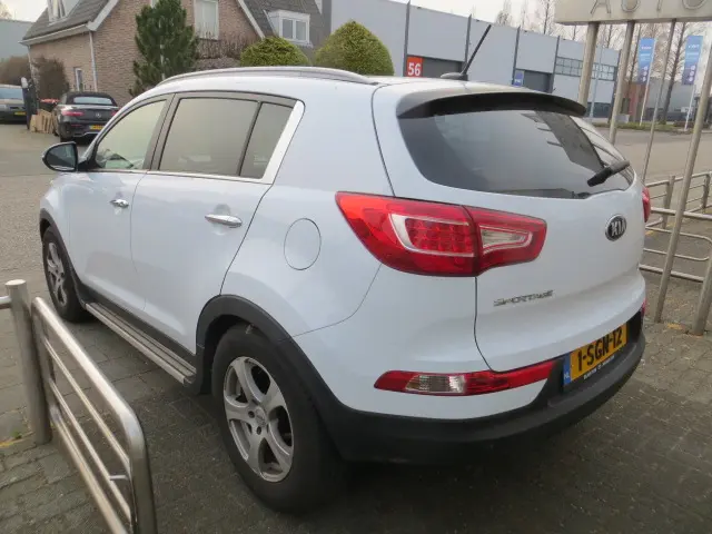 Kia Sportage 2.0 Super Pack 2013 Benzine 3