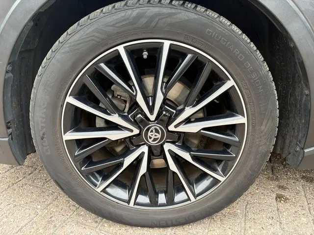Toyota C-HR 1.8 Hybrid Energy 2018 Hybride Benzine 6