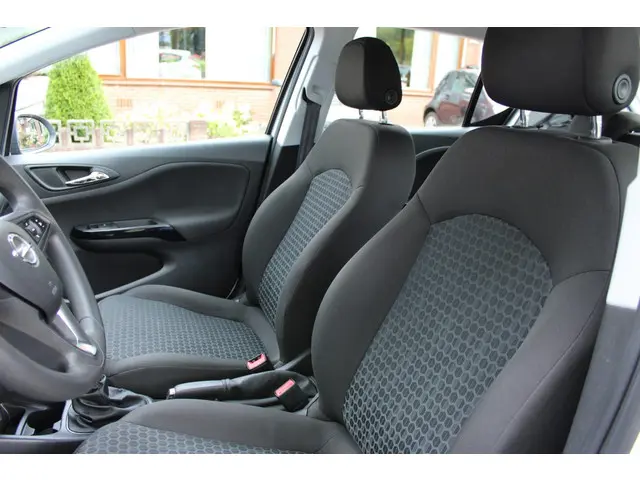 Opel Corsa 1.2 ecoflex 2017 Benzine 10