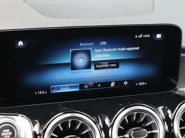 Mercedes-Benz GLB 200 AMG Line 7p. 2022 Benzine 25