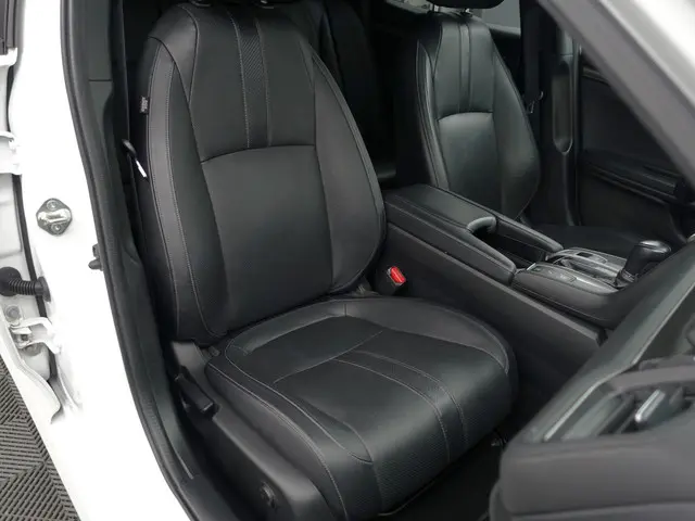 Honda Civic 1.0 i-VTEC Executive Aut- 2018 Benzine 26