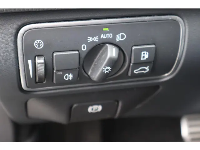 Volvo XC60 2.0 D3 FWD R-Design 2016 Diesel 22