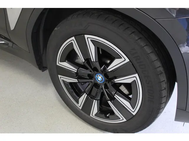 BMW iX3 Executive 80 kWh 2021 Elektrisch 5