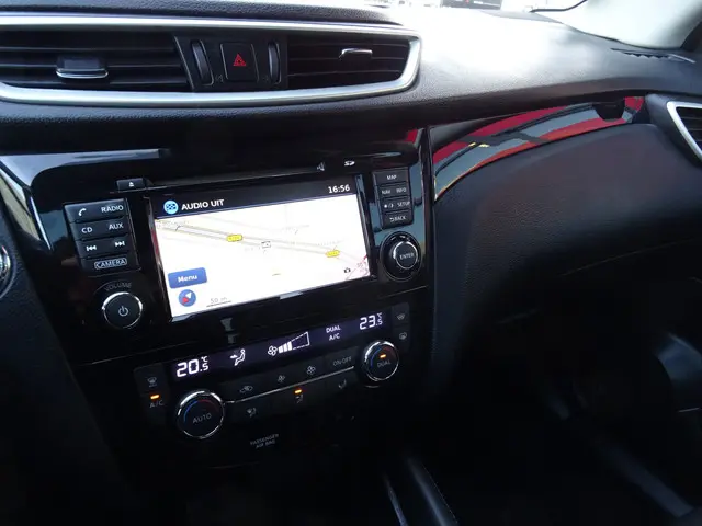 Nissan QASHQAI 1.2 Tekna 2014 Benzine 29