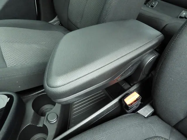 BMW 2 Serie Gran Tourer 216i 7p. 2020 Benzine 29