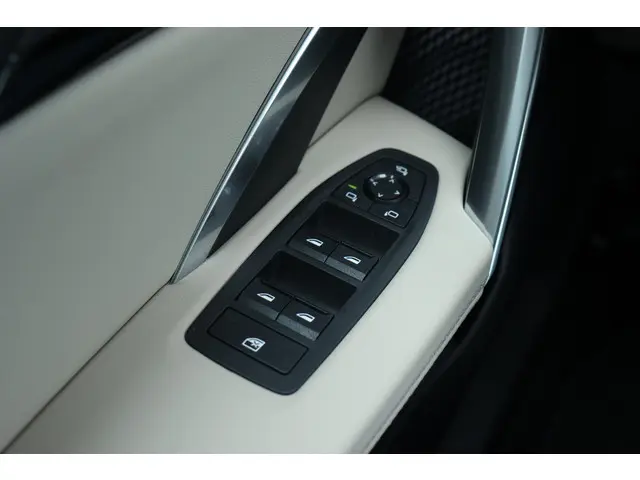 BMW iX1 eDrive20 2025 Elektrisch 26