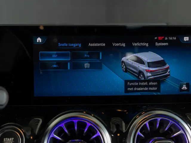 Mercedes-Benz EQA 250 Luxury Line 2024 Elektrisch 27