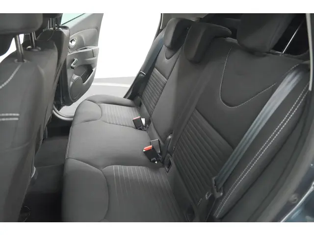 Renault Clio TCe 90 Limited 2018 Benzine 26