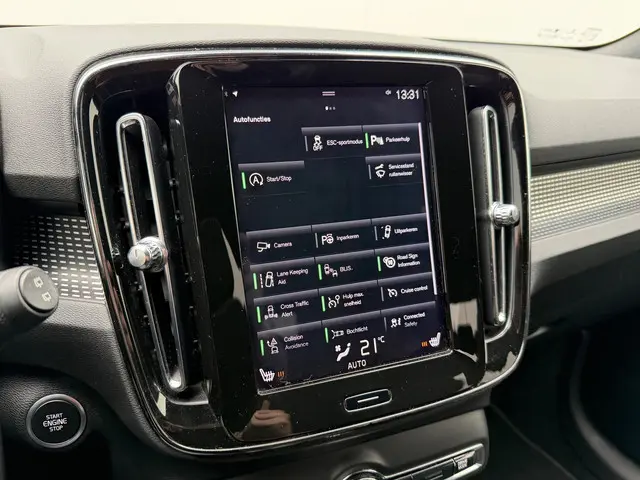 Volvo XC40 2.0 T4 R-Design | 2018 | 2018 Benzine 25