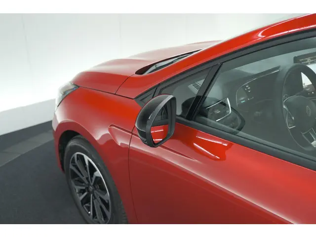 Renault Clio 1.0 TCe 90 GPF techno 2025 Benzine 21