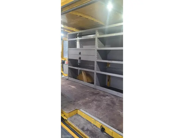 Ford Transit 350 2.0 TDCI L3H2 Ambiente 2017 Diesel 6