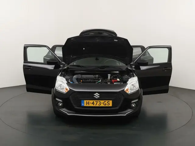 Suzuki Swift 1.2 Select Smart Hybrid 2020 Benzine 24