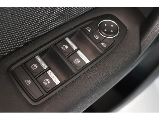 Renault Captur 1.3 mild hybrid 160 techno 2024 Benzine 20