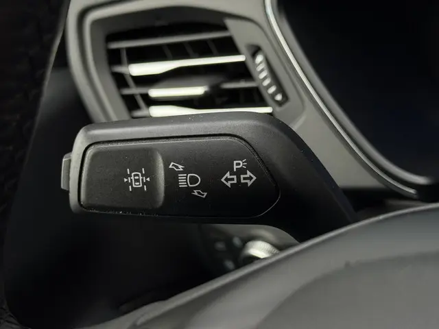 Ford Kuga 2.5 PHEV Titanium X 2021 Hybride Benzine 21