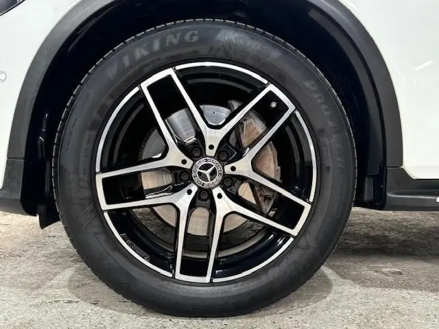 Mercedes-Benz GLC 250 4MATIC Premium Plus 2018 Benzine 12