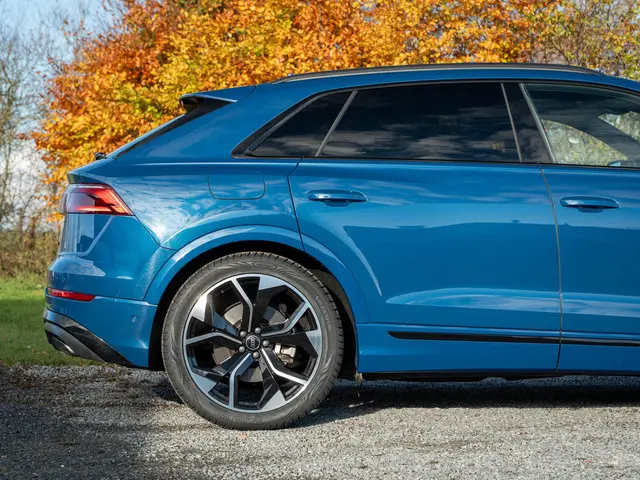 Audi Q8 55 TFSI quattro 2024 Benzine 29