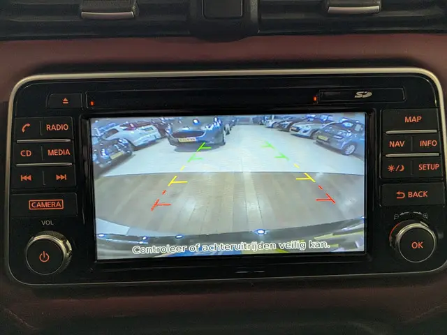 Nissan Micra 0.9 IG-T Tekna 2018 Benzine 25