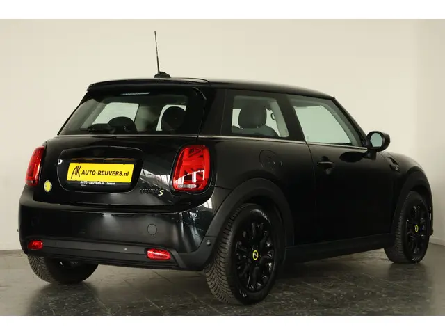 MINI Electric Mini MINI Yours 33 kWh 2023 Elektrisch 2