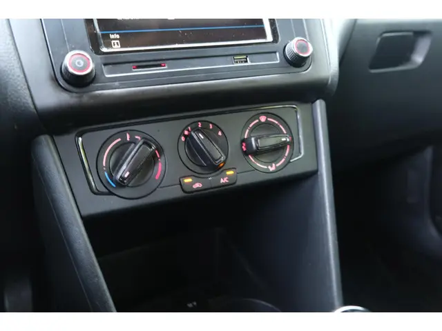 Volkswagen Polo 1.0 Apple Carplay Airco Lm 2016 Benzine 18