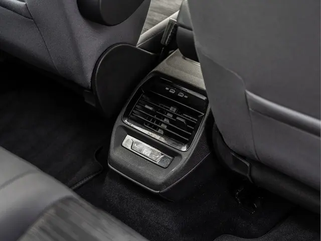 Volkswagen ID.4 Pure 52 kWh 2022 Elektrisch 25