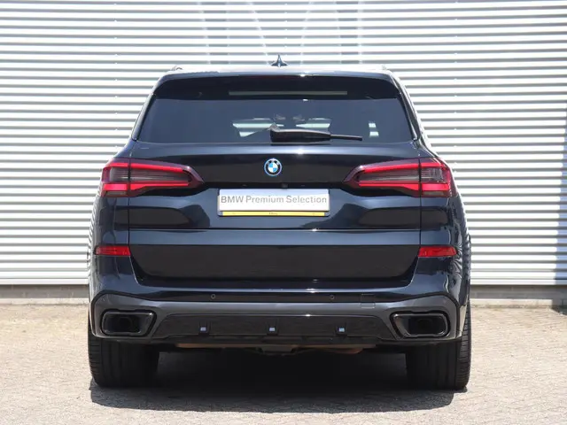BMW X5 xDrive45e 2022 Hybride Benzine 4